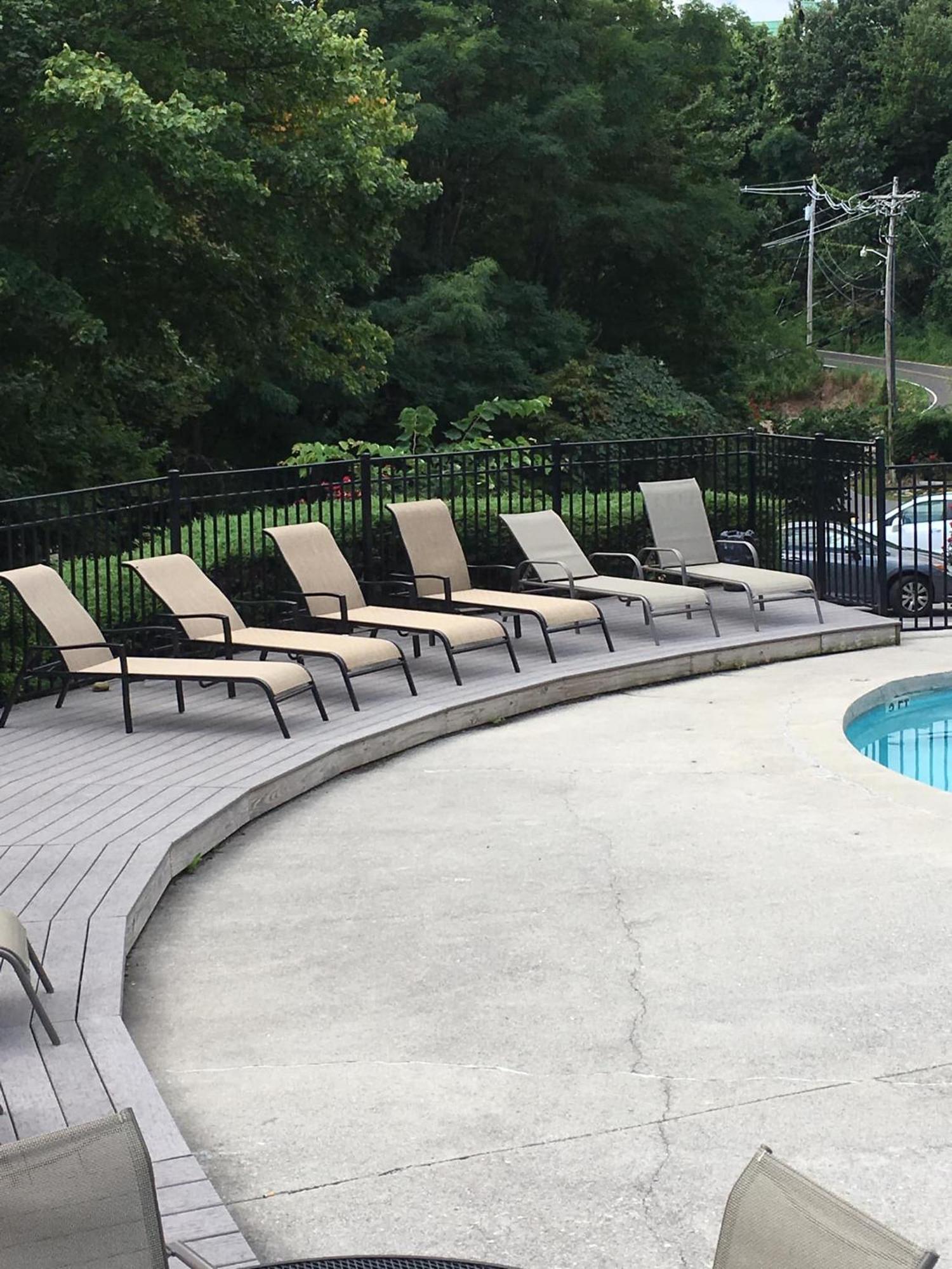Bear Show 1st Floor 2br * Family Pools Wifi