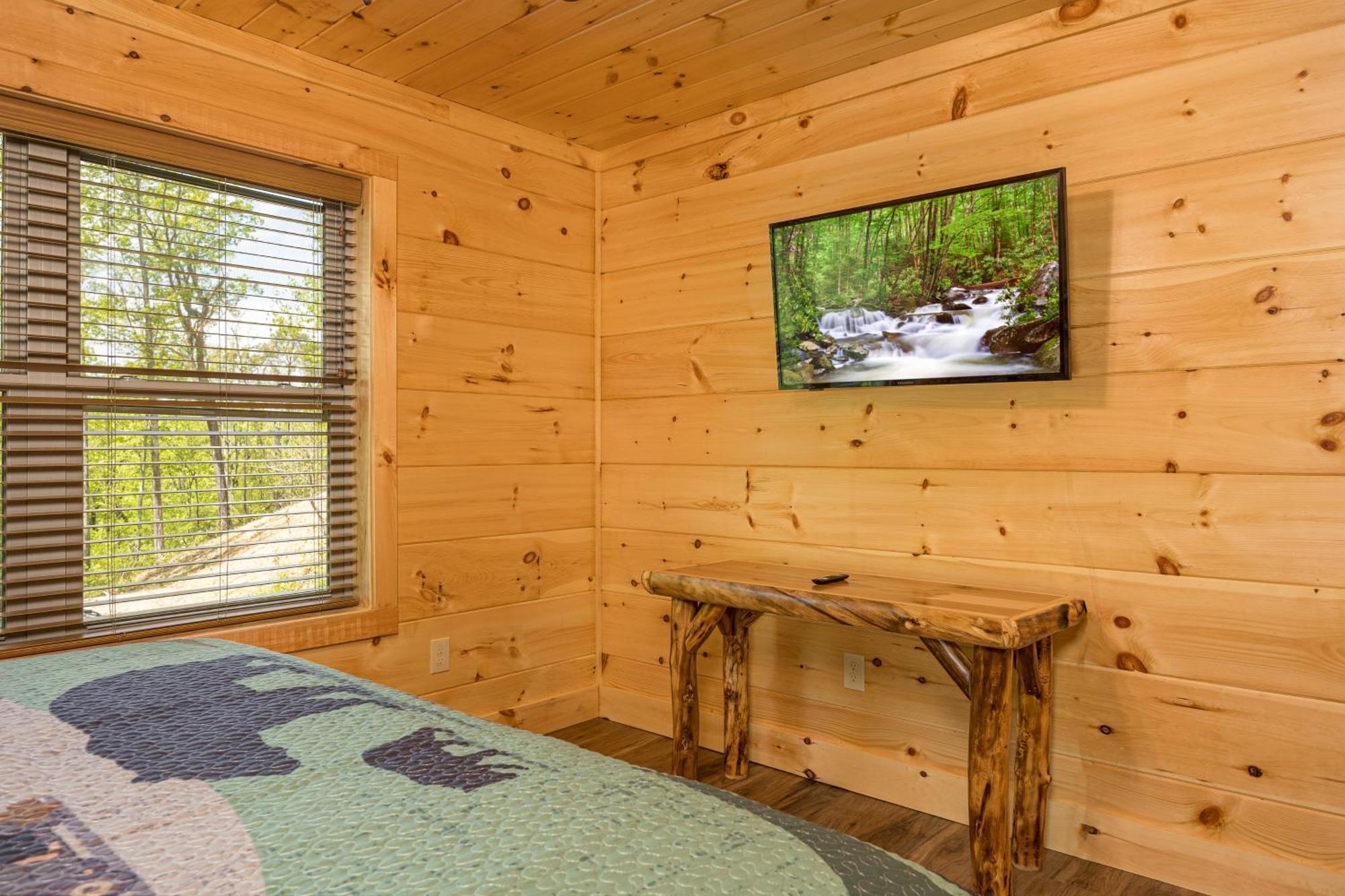 Hidden Gem For Up To 10 With Wi-fi, Game Room, Hot Tub And Swim Spa, Close To Town, Private * Gatlinburg