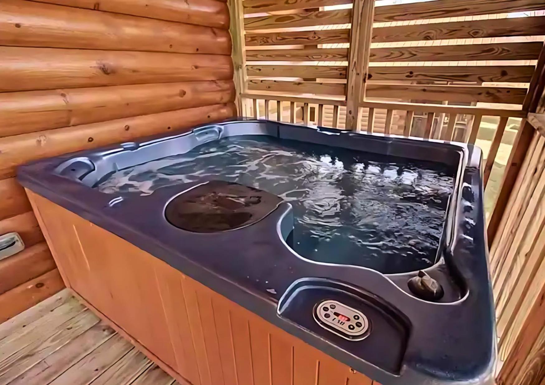 Mins To Dt Gatlinburg~ Hot Tub~ Community Pool * Gatlinburg
