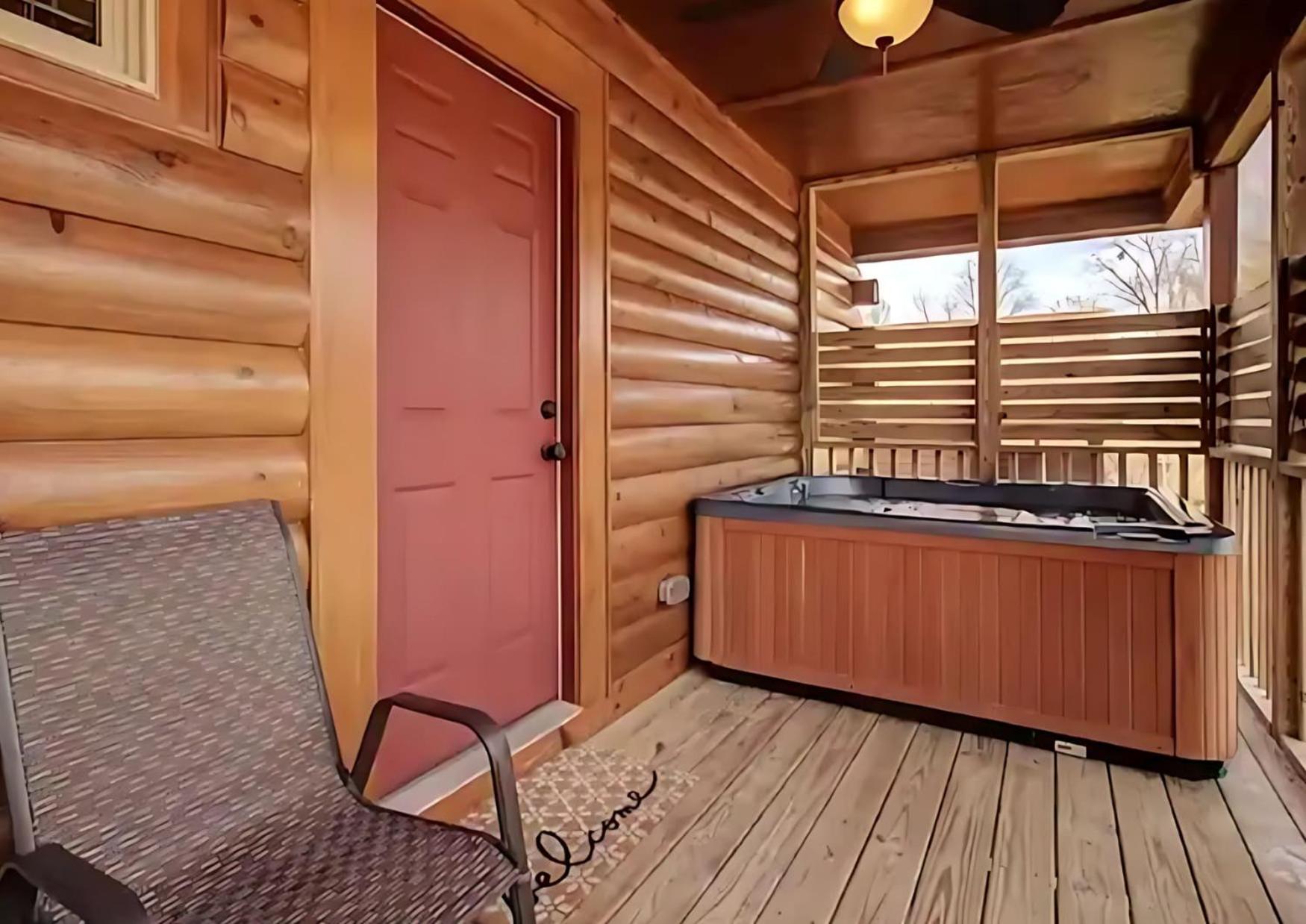 Mins To Dt Gatlinburg~ Hot Tub~ Community Pool Gatlinburg