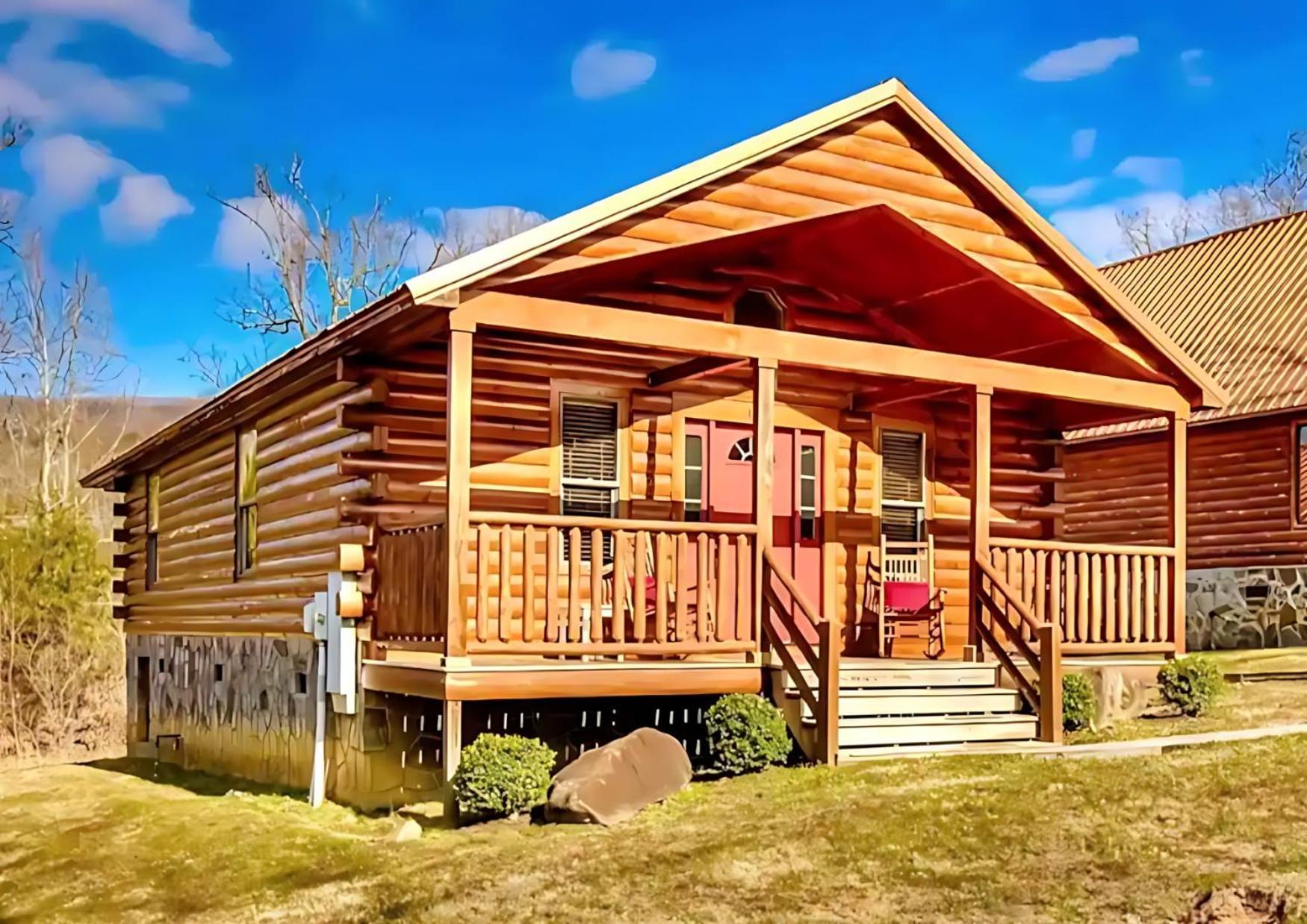 Holiday home Mins To Dt Gatlinburg~ Hot Tub~ Community Pool Gatlinburg