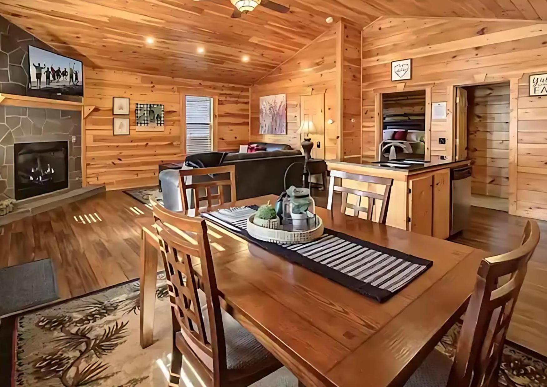 Mins To Dt Gatlinburg~ Hot Tub~ Community Pool