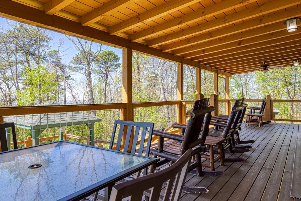Holiday home Heavenly View, 1089 Of Free Attraction Tickets For Each Paid Day, Dollywood And More, Pool! *