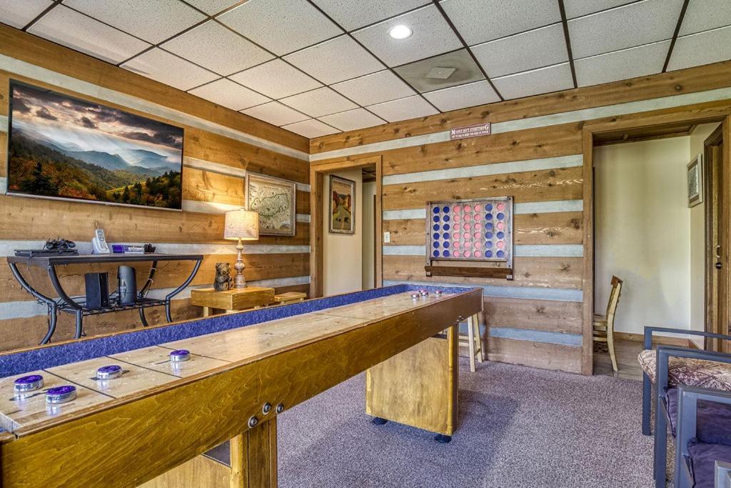 Holiday home Heavenly View, 1089 Of Free Attraction Tickets For Each Paid Day, Dollywood And More, Pool! *