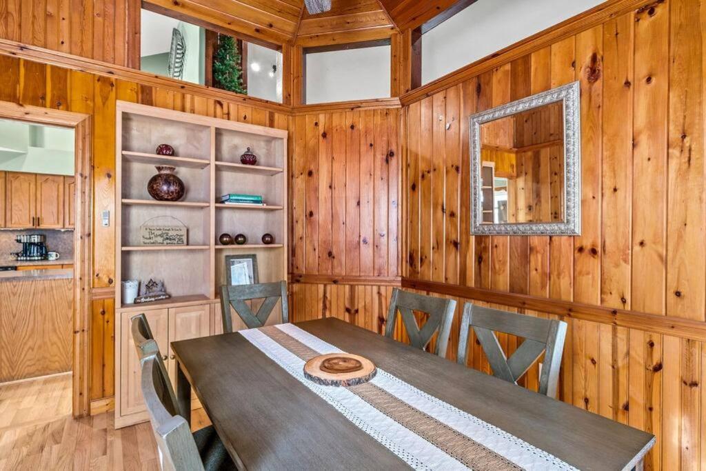 Holiday home Beary Cozy Retreat