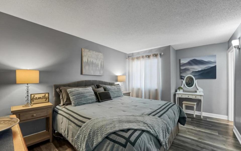 New- Lovely 2-bdr2bath With Indoor Pool Hot Tub Wi-fi, Great Location Gatlinburg