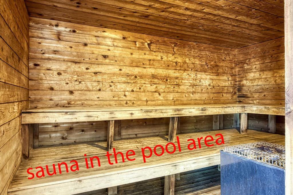 Mountain Escape, Pool, 1089 Free Tickets Each Paid Day, Dollywood And More, Mountain Views * Gatlinburg