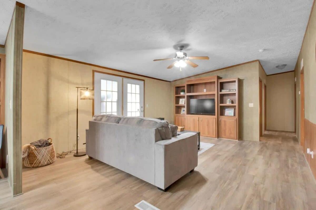 Holiday home 5br Family In With Hot Tub *