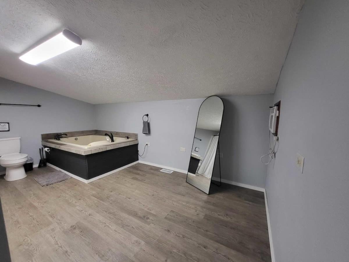 5br Family In With Hot Tub Holiday home Gatlinburg