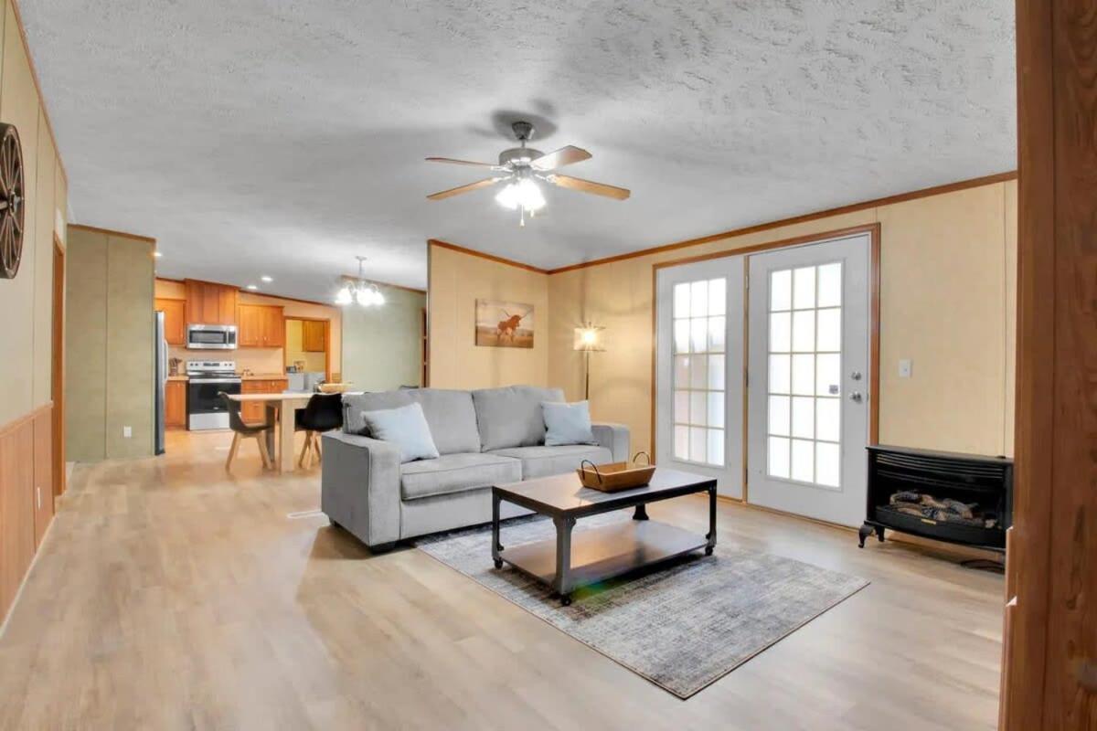 5br Family In With Hot Tub Holiday home Gatlinburg
