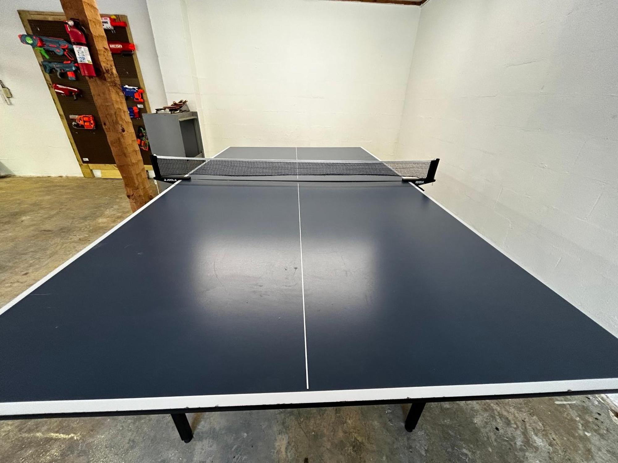 3 Pools! Fire Pit! Hot Tub! Nerf Gun Wall! Arcade! Ping Pong! Pickleball!