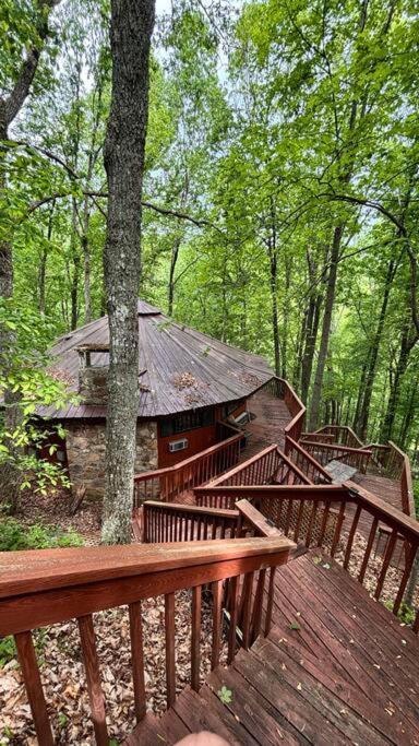 Secluded, Treehouse! Gatlinburg