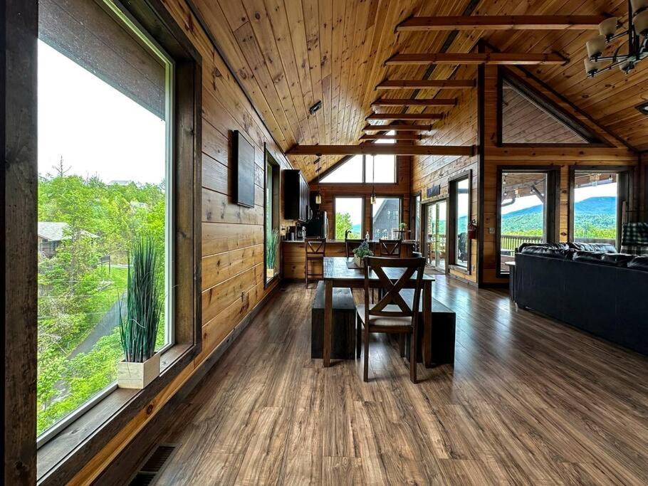 Mtview Close To Pkwy Slps 10 3bd-3ba Game Holiday home