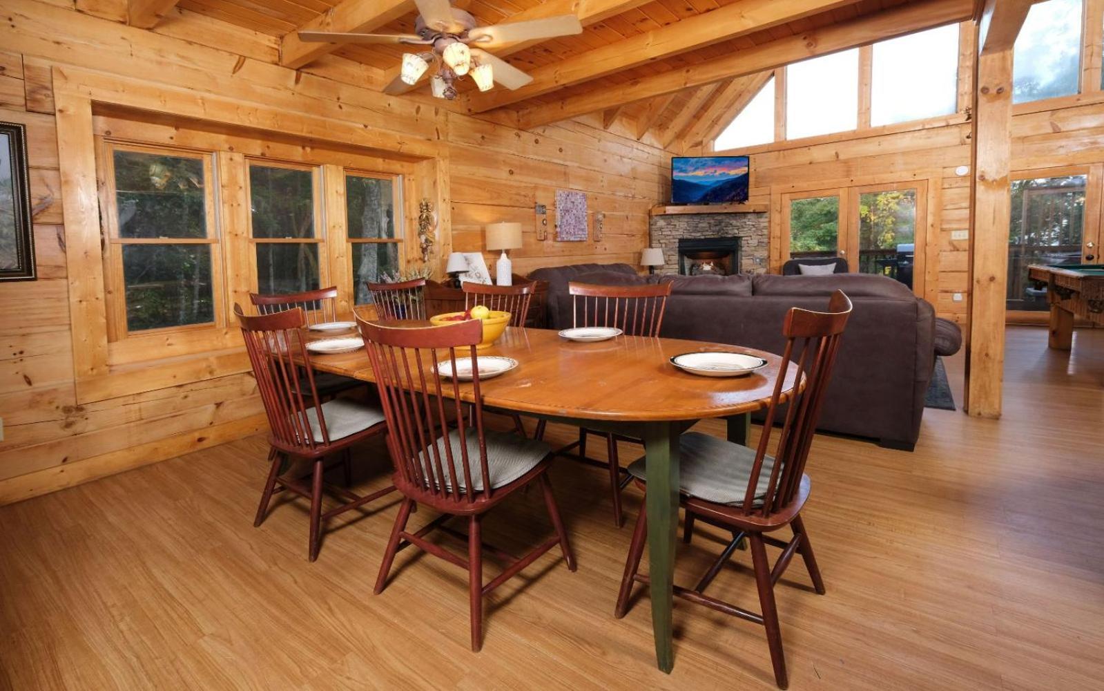 Villa Gigis Getaway Gatlinburg