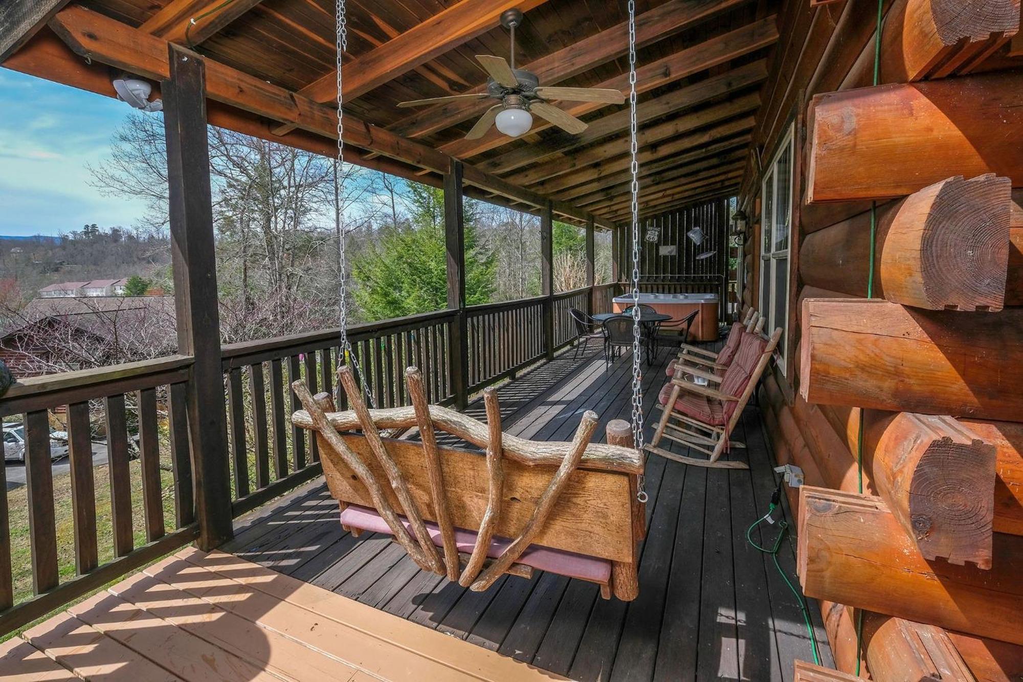 Villa Hemlock Ridge 1713