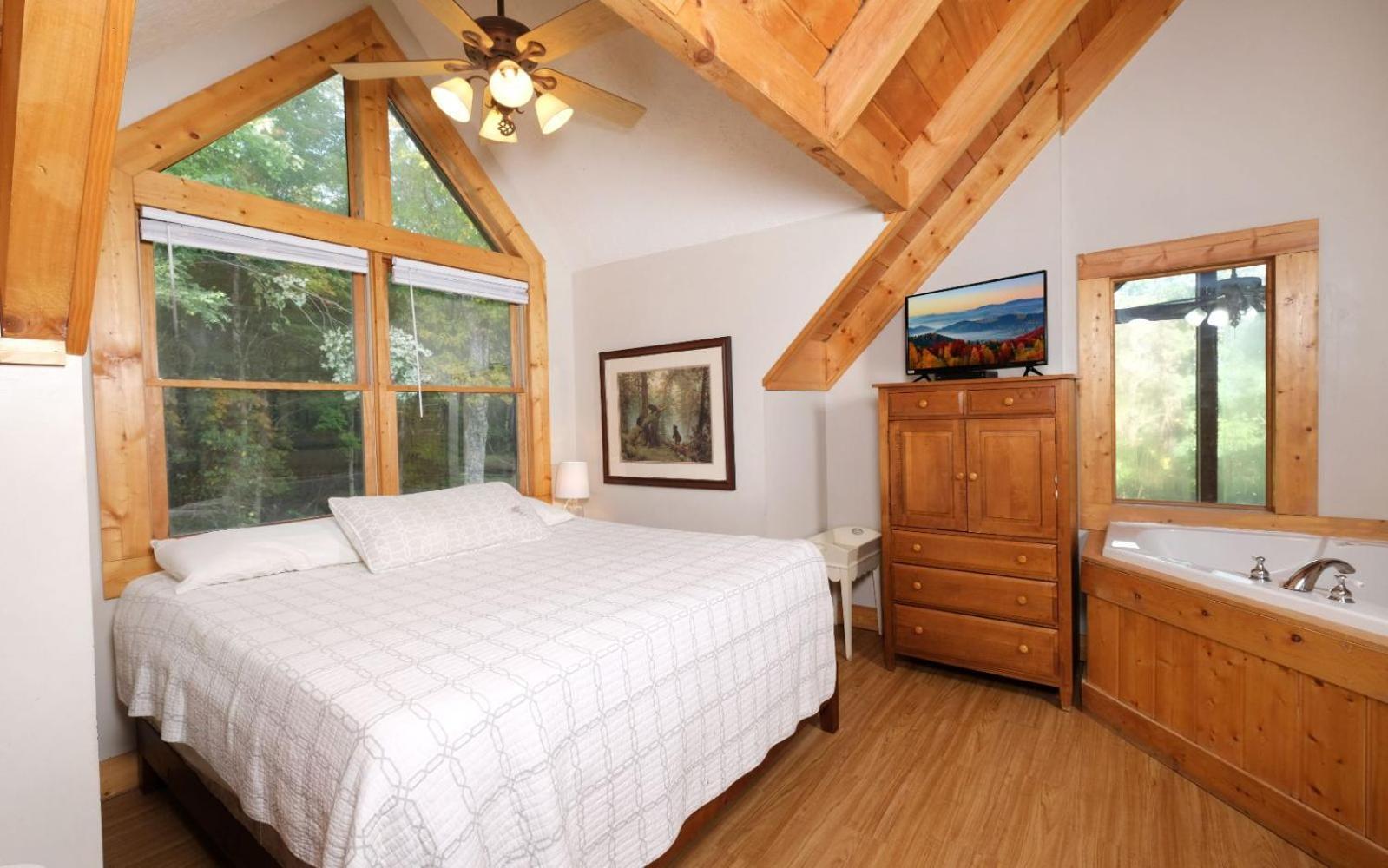 Gigis Getaway * Gatlinburg