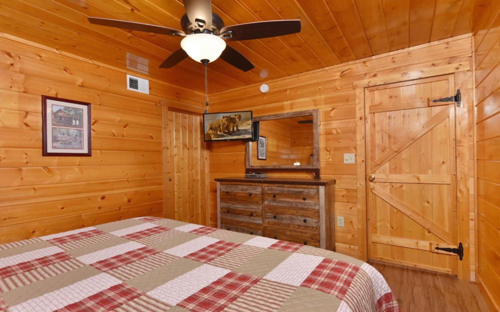 Bearfoot Villa Gatlinburg