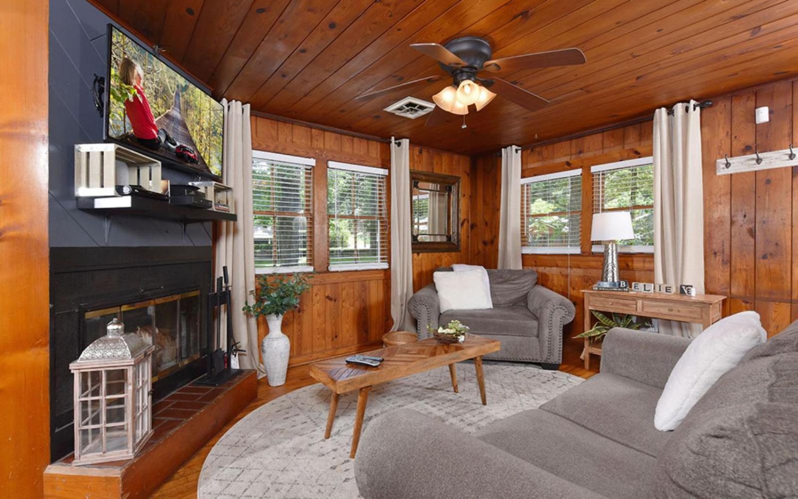 River Romance Villa