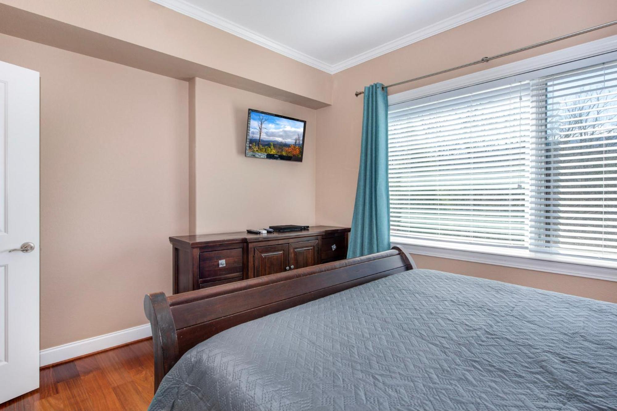 Venus 141 By Stony Brook Apartment