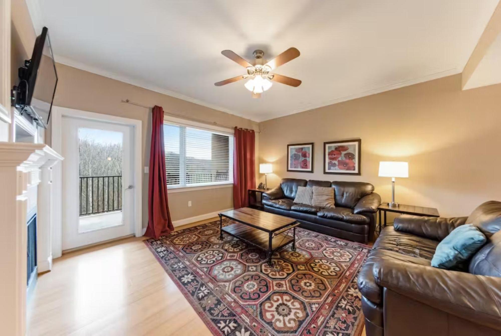 Venus 132 By Stony Brook Apartment *