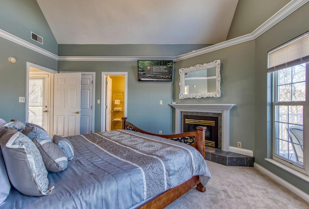 Ober Hideaway, Hot Tub, Wifi, 1089 Free Tickets Each Paid Day, Dollywood And *
