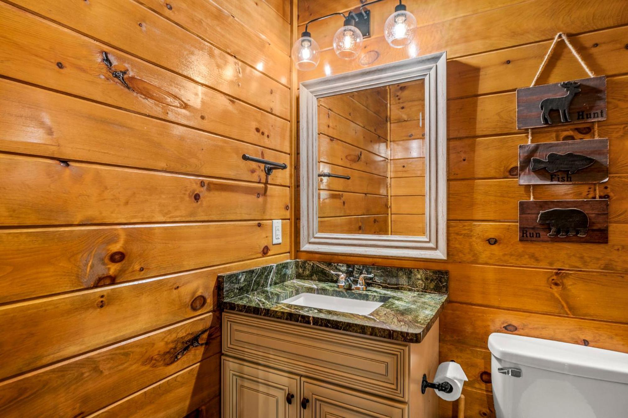 The Great Maple Retreat By Stony Brook * Gatlinburg