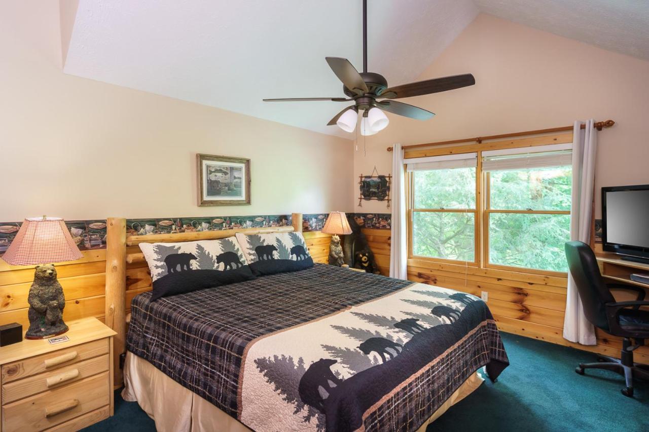 Bear Essentials By Stony Brook Holiday home