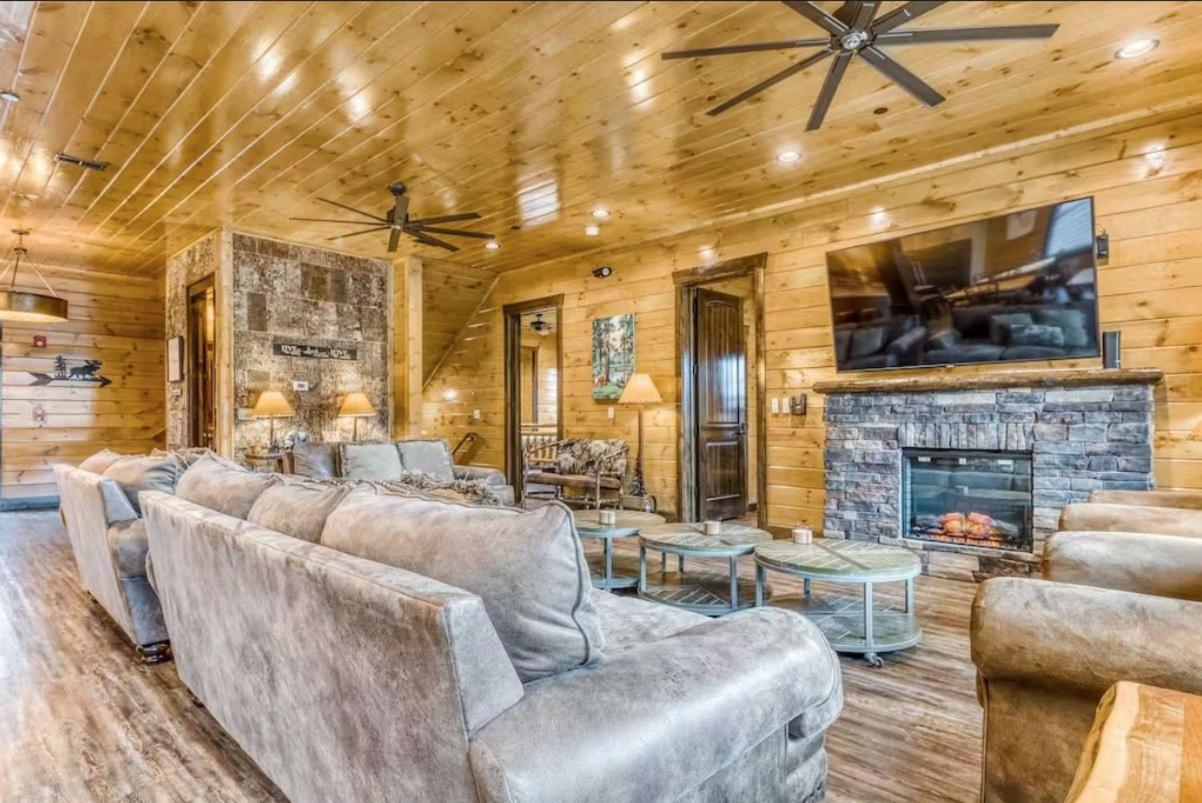 Holiday home The Great Dogwood Manor By Stony Brook Gatlinburg