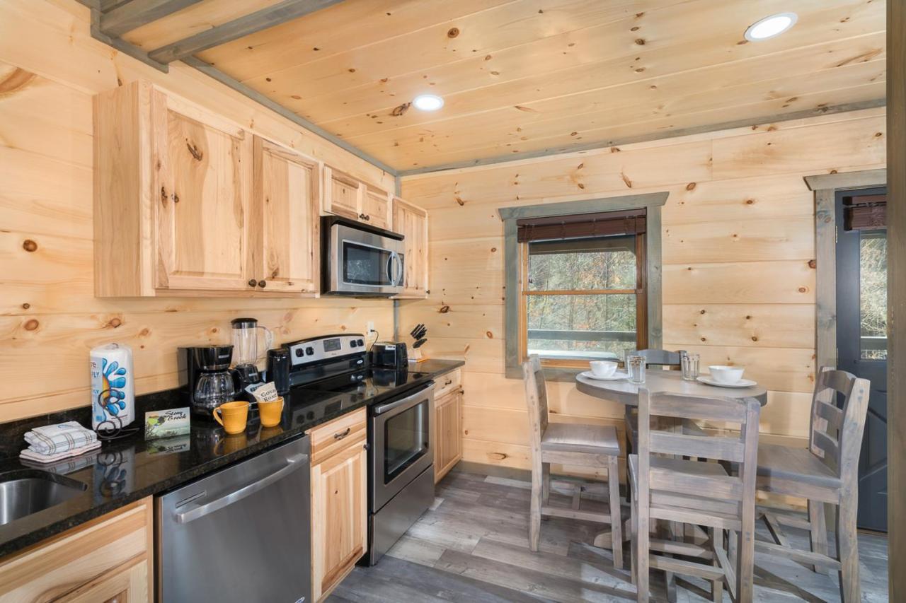 Bear Necessity By Stony Brook Holiday home