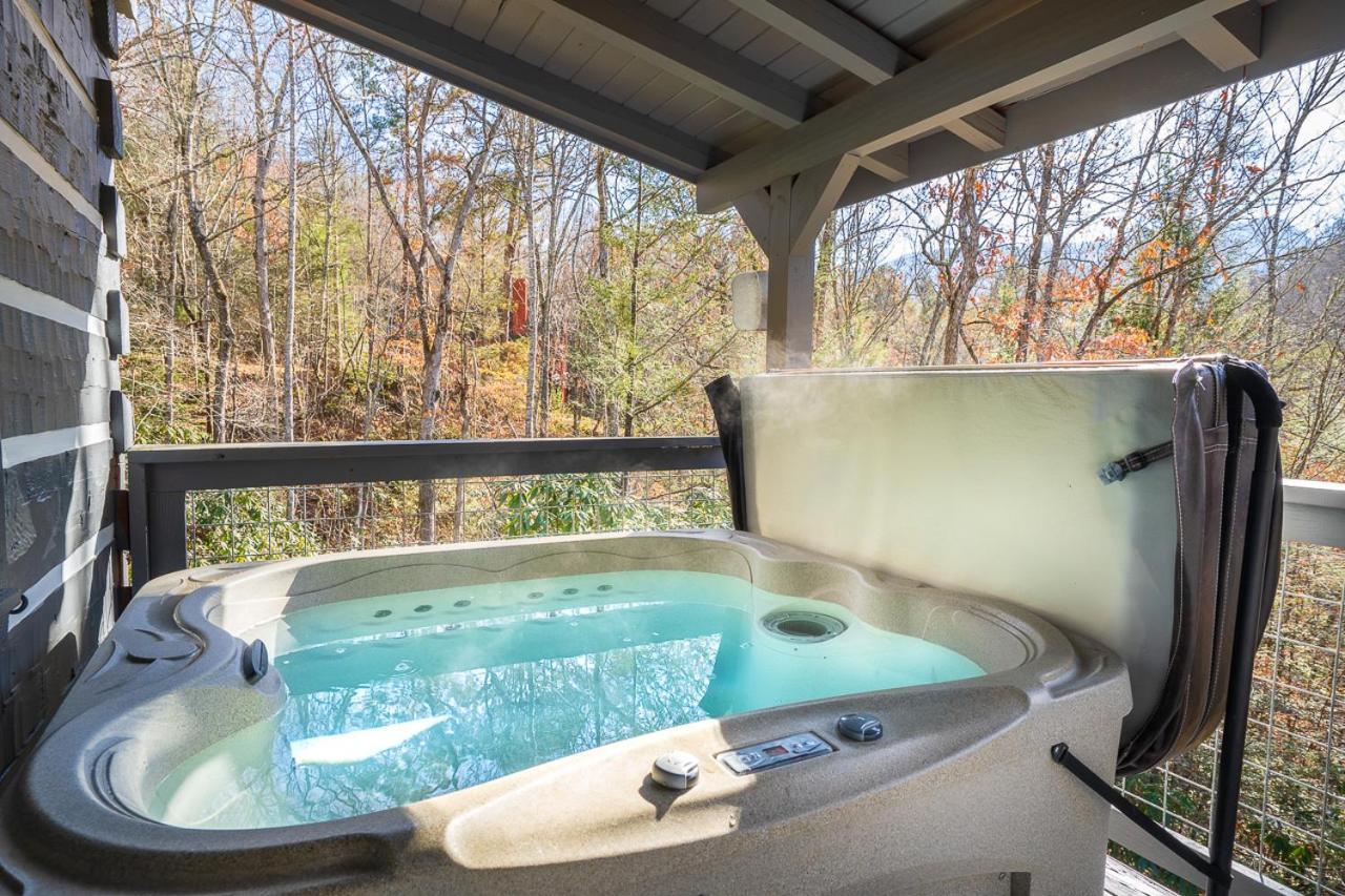 Bear Necessity By Stony Brook Holiday home *