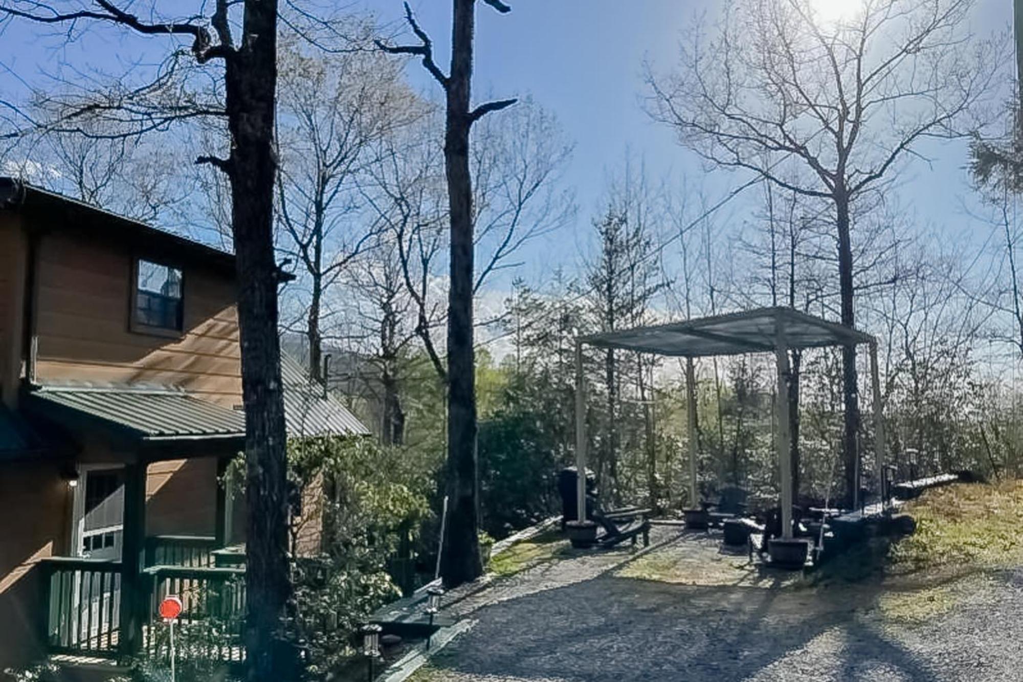 Smoky View * Gatlinburg