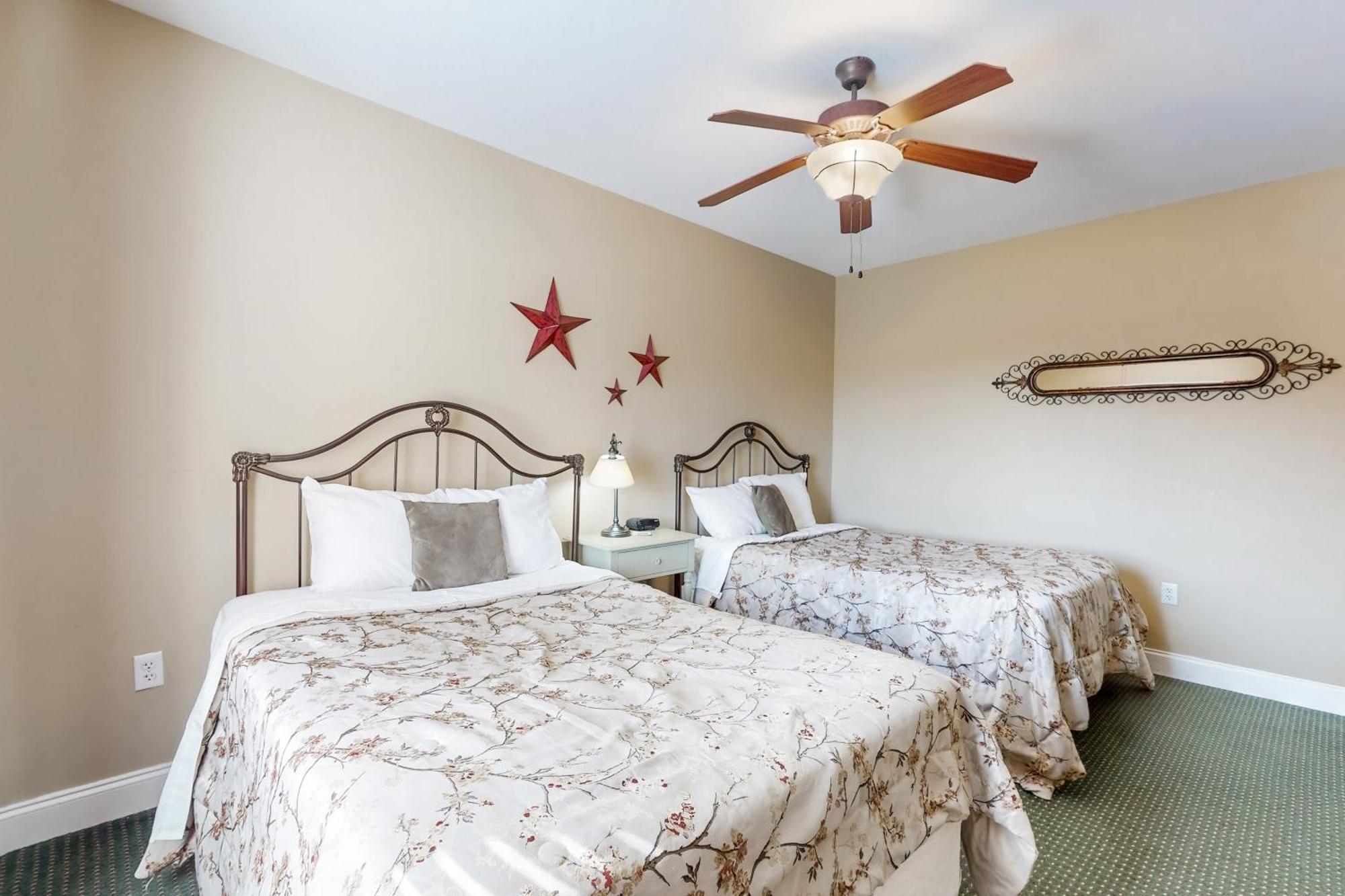 Summit Manor Unit B3062 *