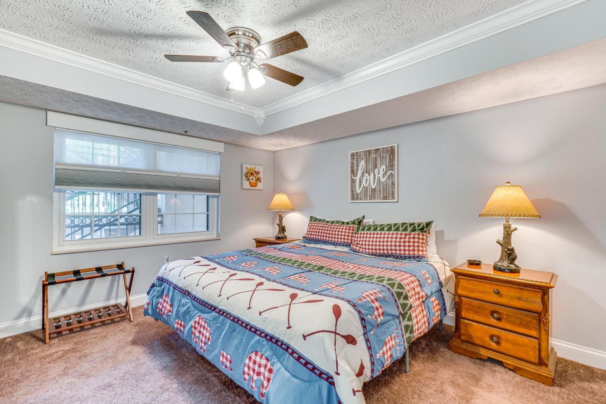 Apartment 4-seasons About 7 Mi To Pigeon Forge Gatlinburg