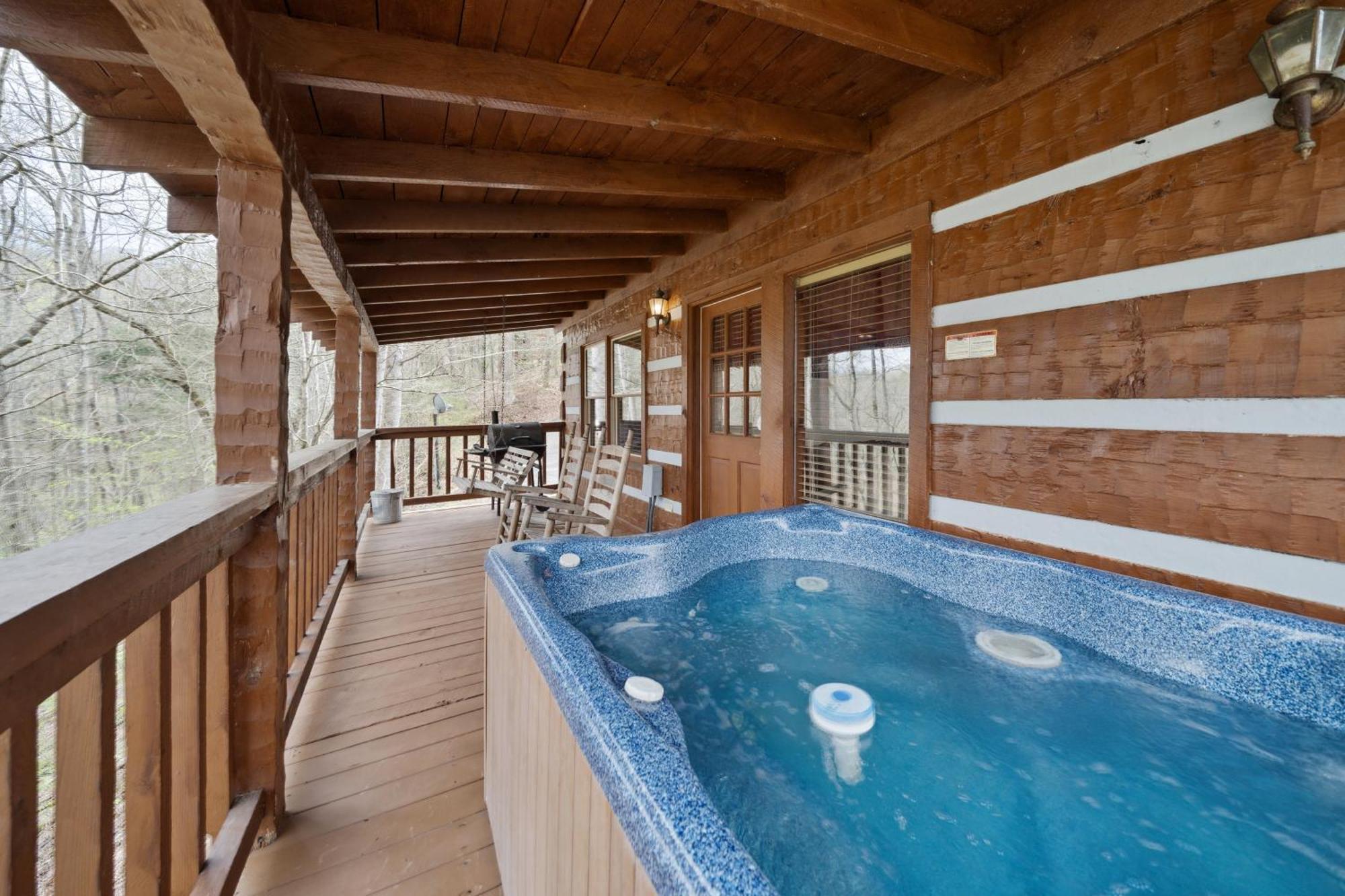 A Lover's Paradise * Gatlinburg