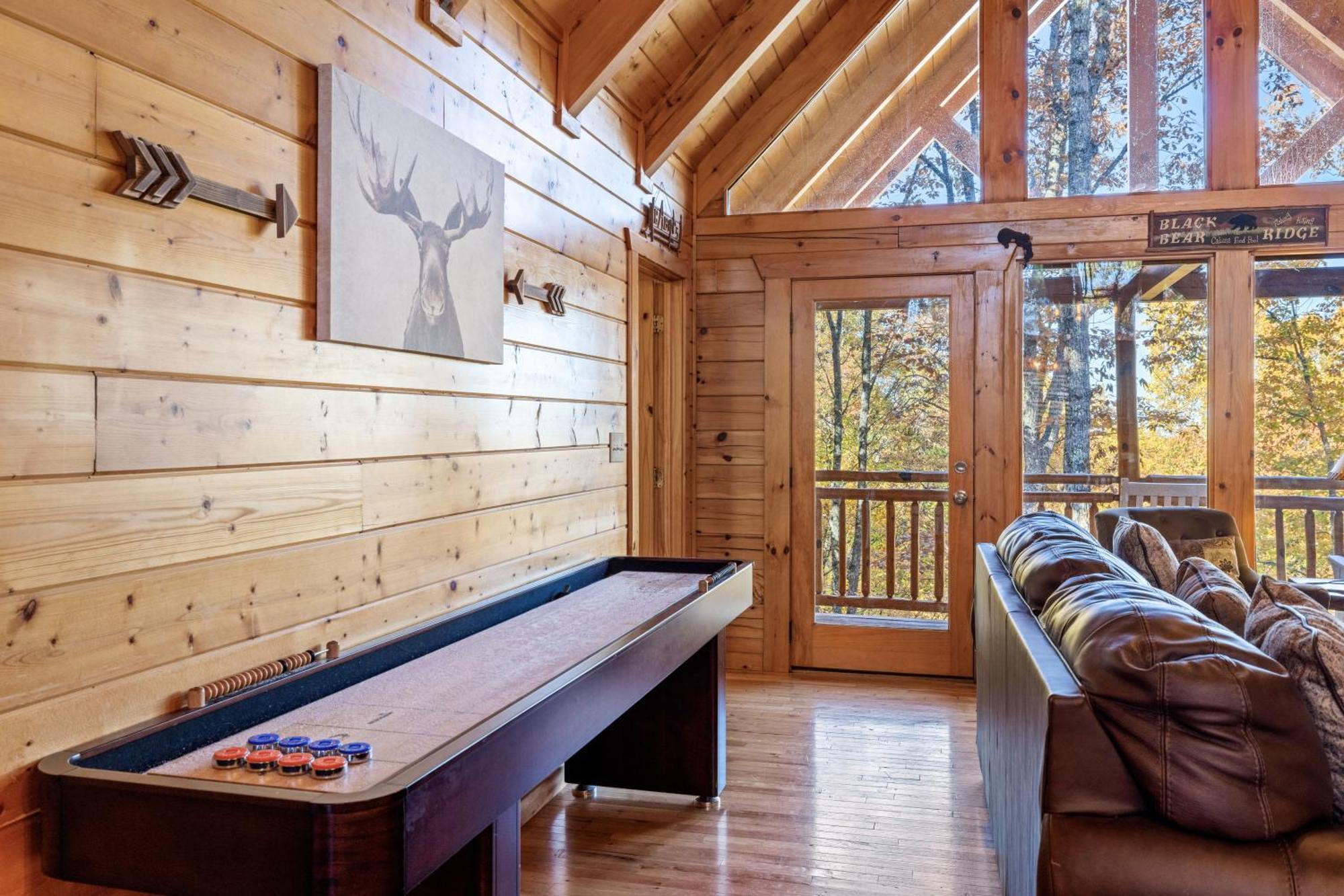 Moonlight Obsession A Dog Friendly 2 Bd 2 Bath Log Located 5 Miles From Downtown Holiday home
