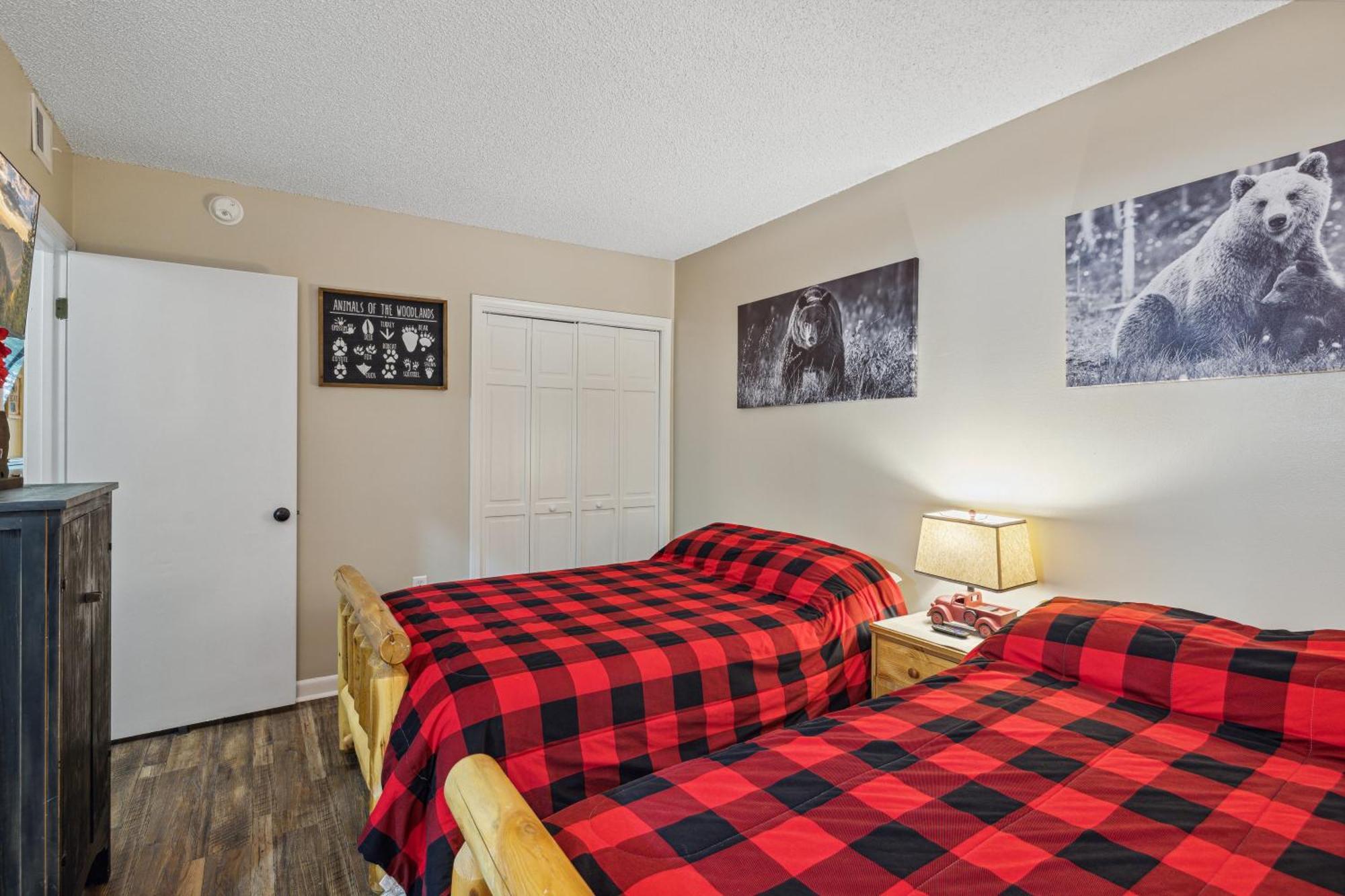 Obear Mountain Is A Newly Updated In Village Of Gatlinburg! *