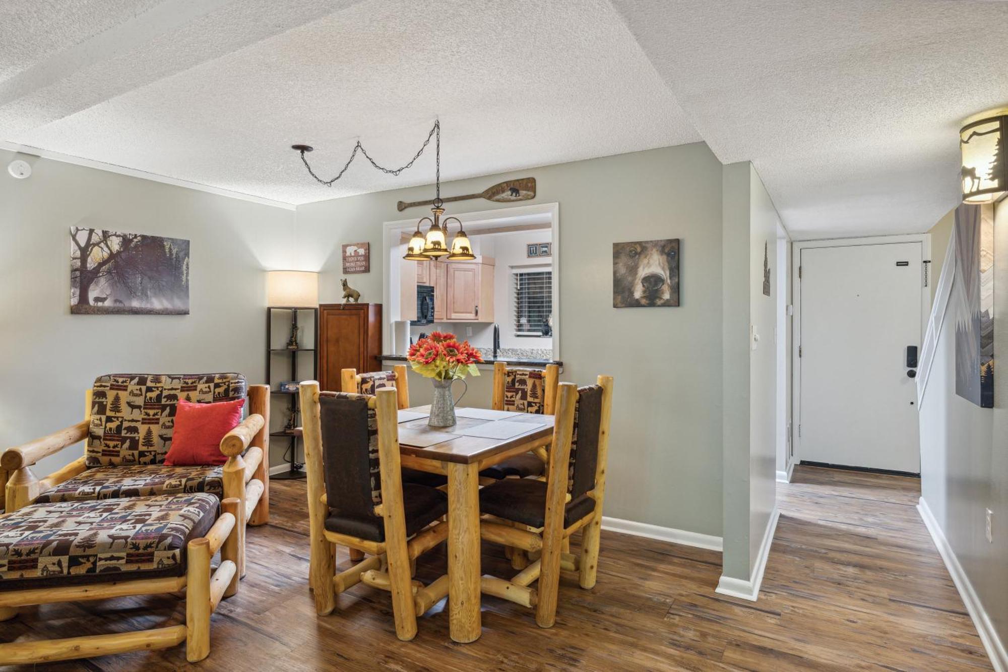 Obear Mountain Is A Newly Updated In Village Of Gatlinburg!