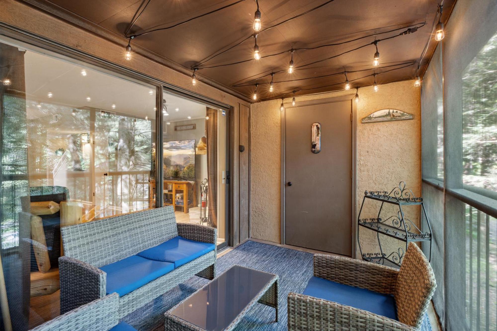 Obear Mountain Is A Newly Updated In Village Of Gatlinburg! *