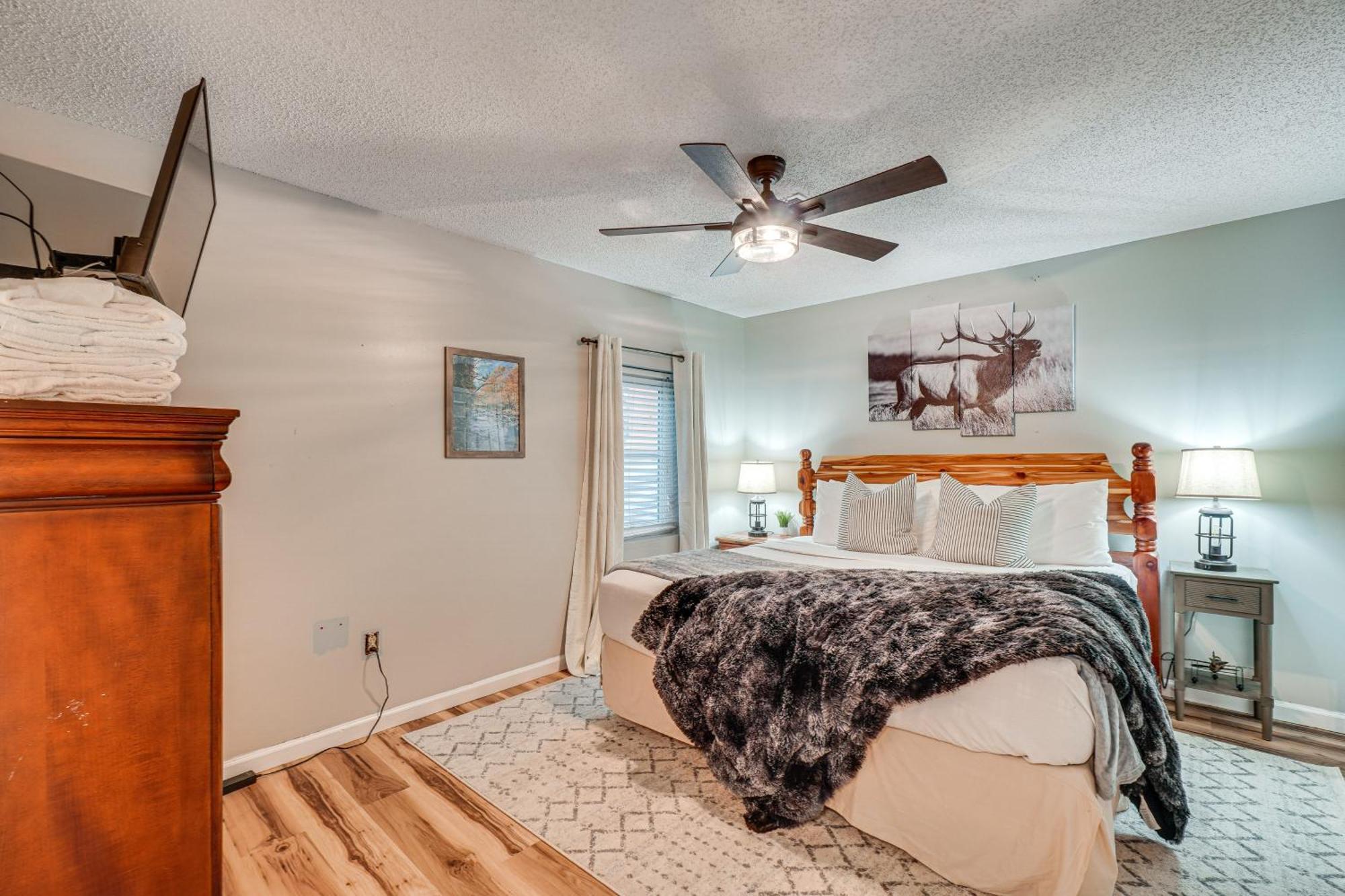 Apartment Downtown With Mountain-view Balcony *