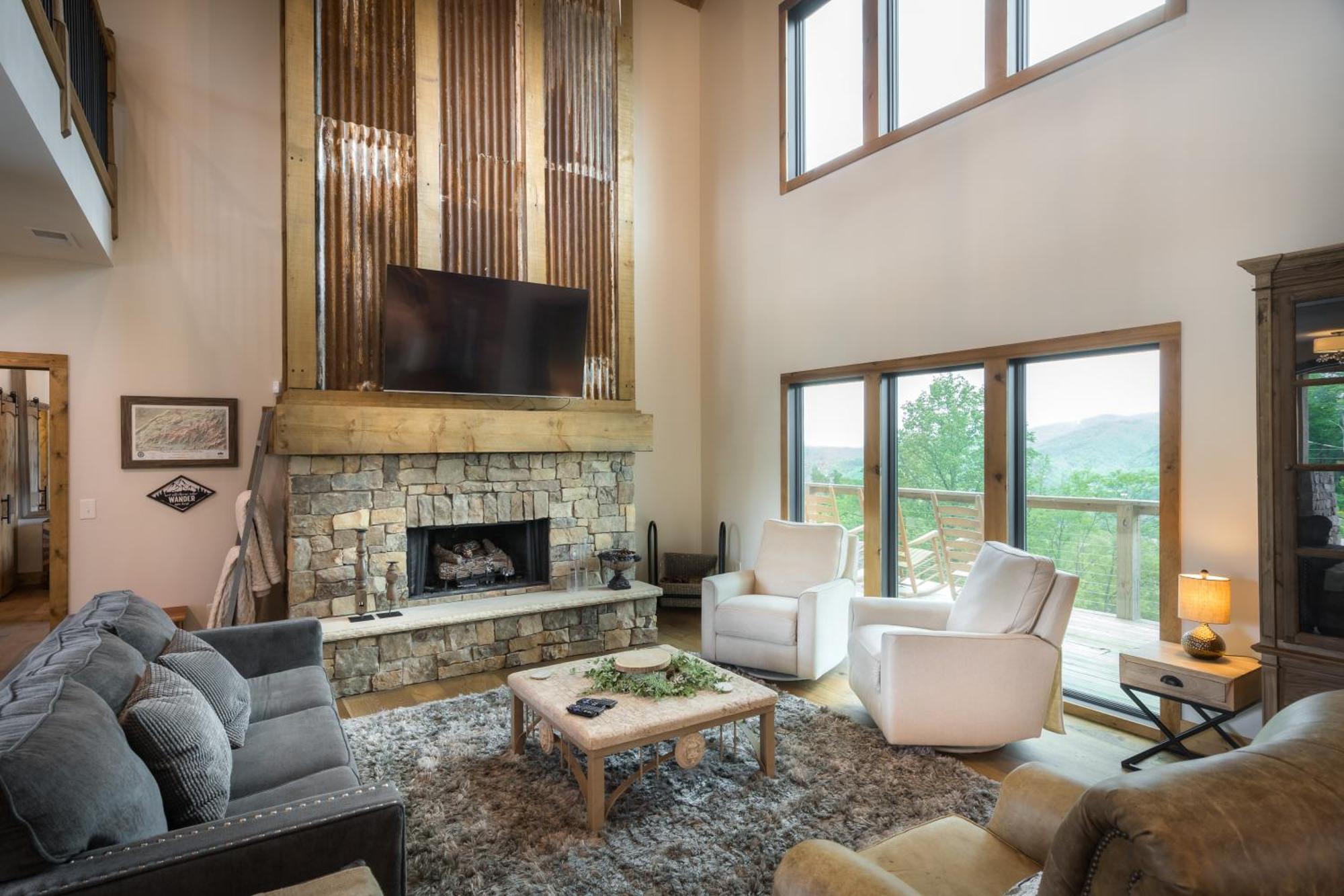 Smoky Mountain High By Stony Brook Holiday home *