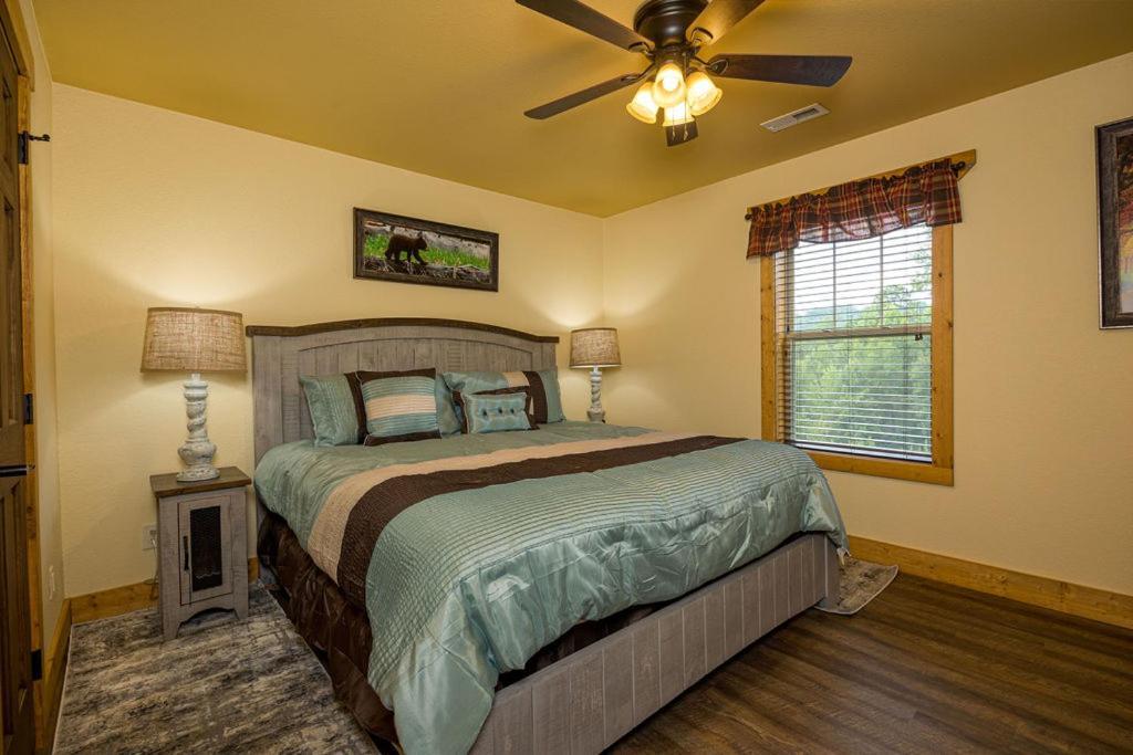 Brandon's Mountain Retreat By Eden Crest Chalet