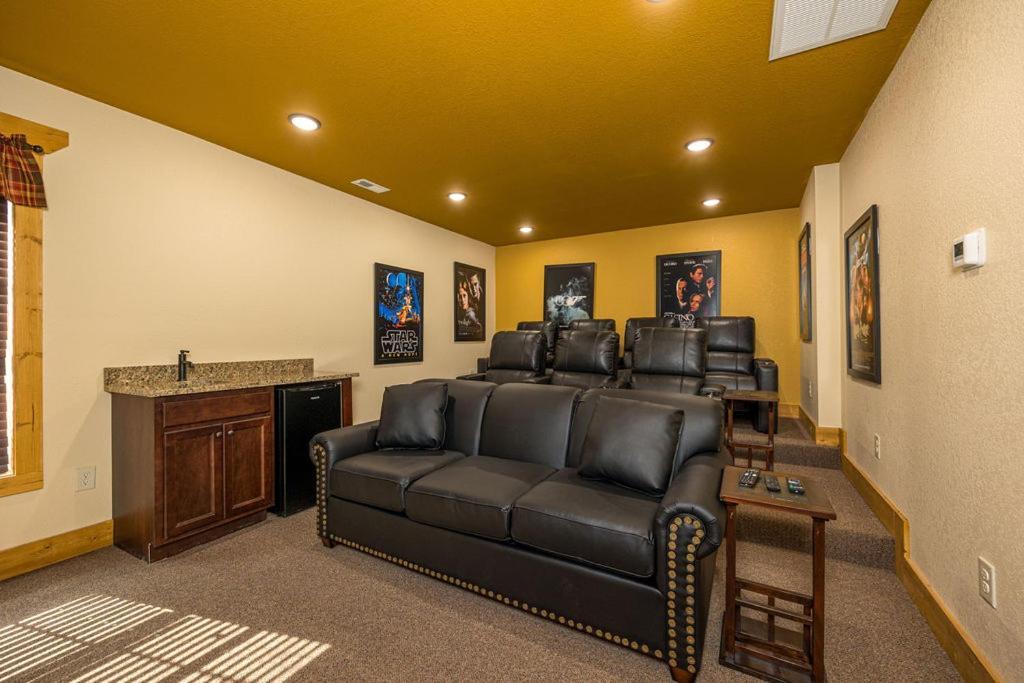 Brandon's Mountain Retreat By Eden Crest Gatlinburg