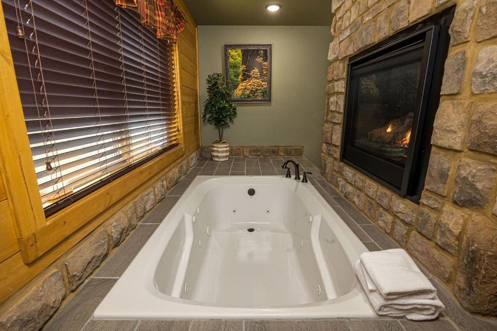 Chalet Brandon's Mountain Retreat By Eden Crest