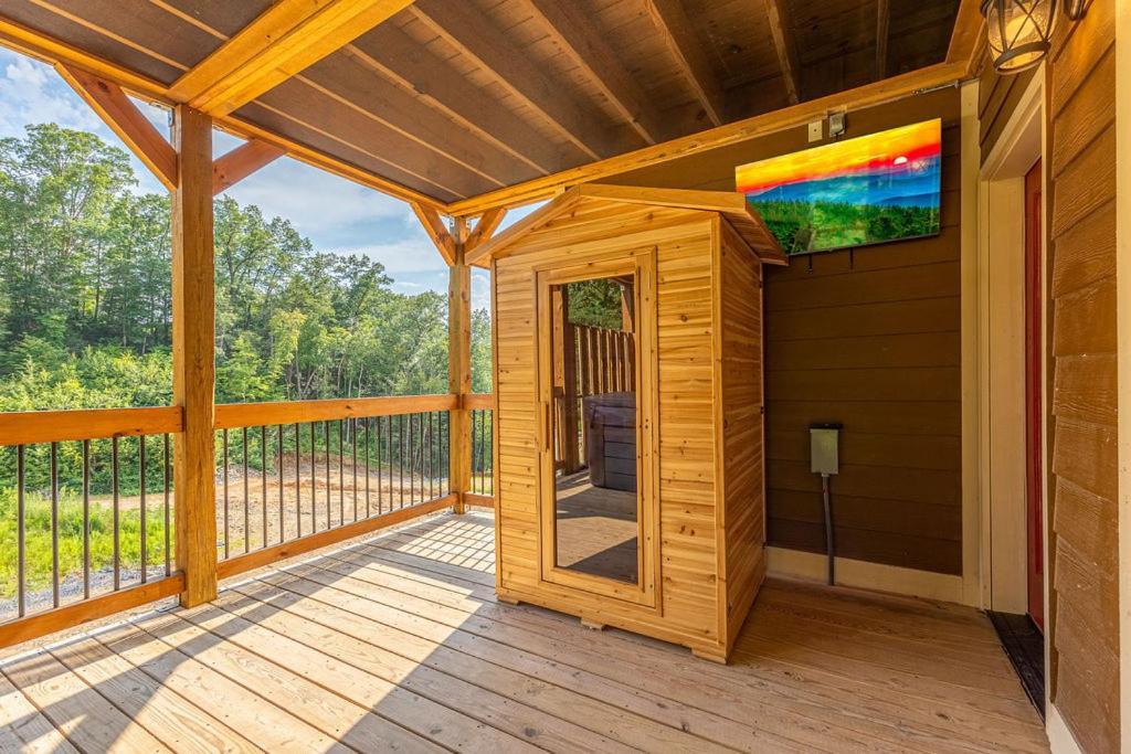 Chalet Brandon's Mountain Retreat By Eden Crest