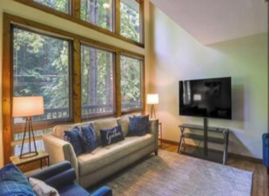 Buckberry Creek #5 Apartment *