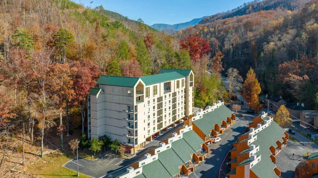 Location Is Key At Towers * Gatlinburg