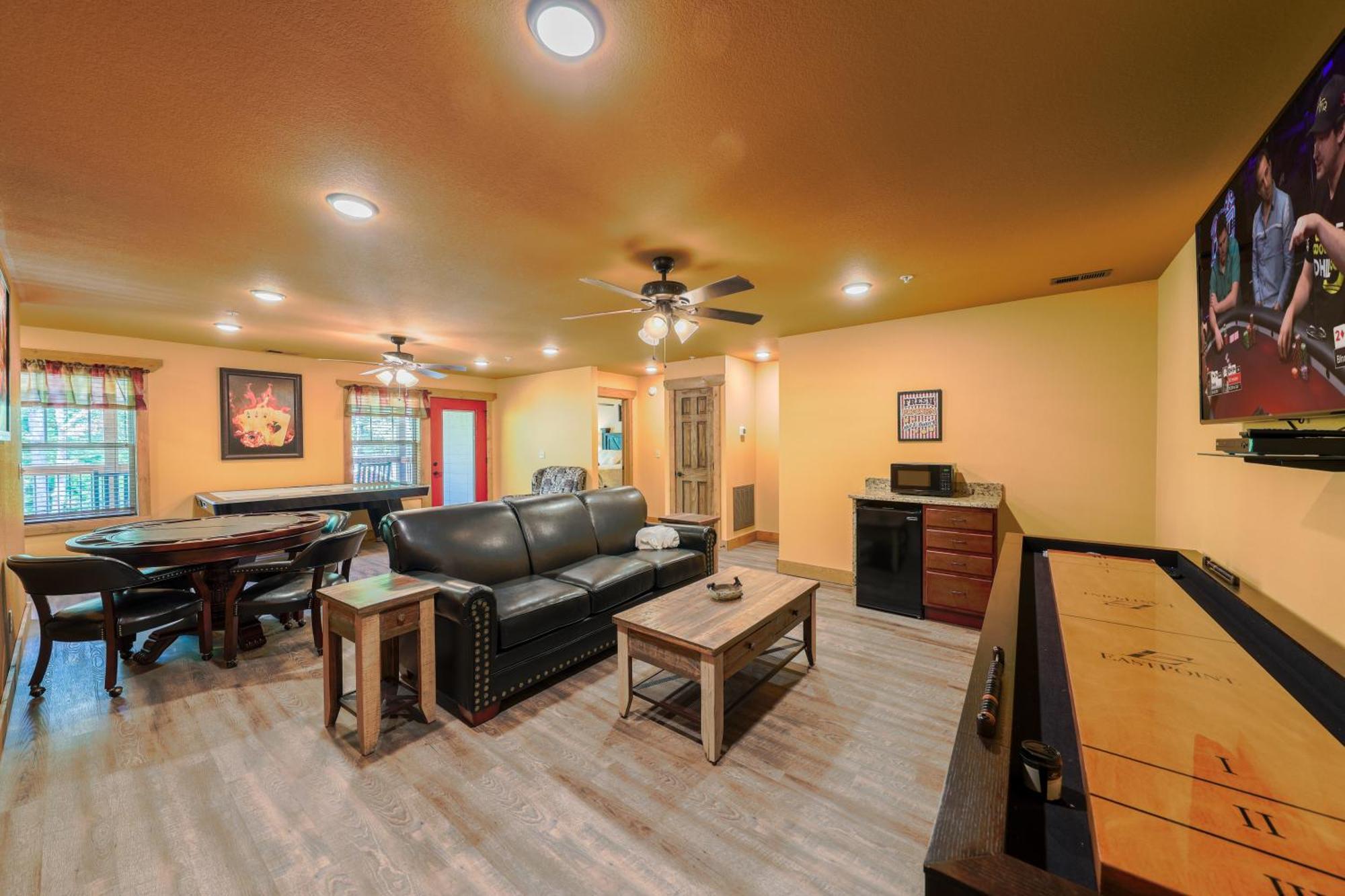 Lap Of Luxury By Eden Crest Gatlinburg