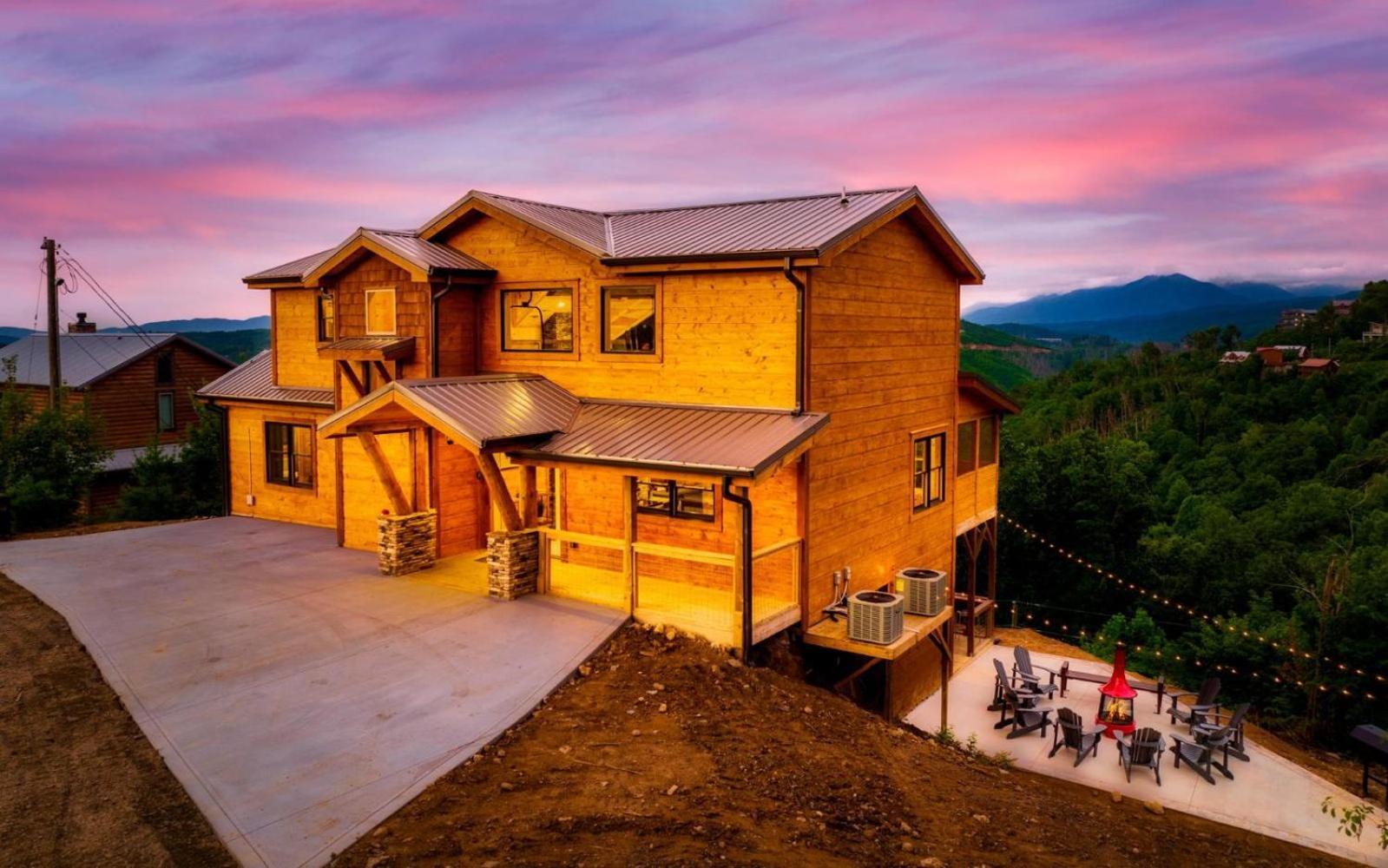 Villa Red Hawk Retreat Gatlinburg