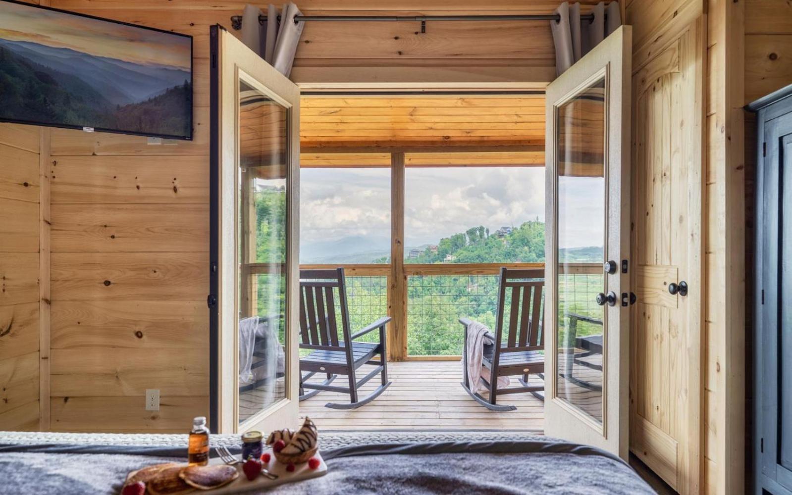 Red Hawk Retreat Villa