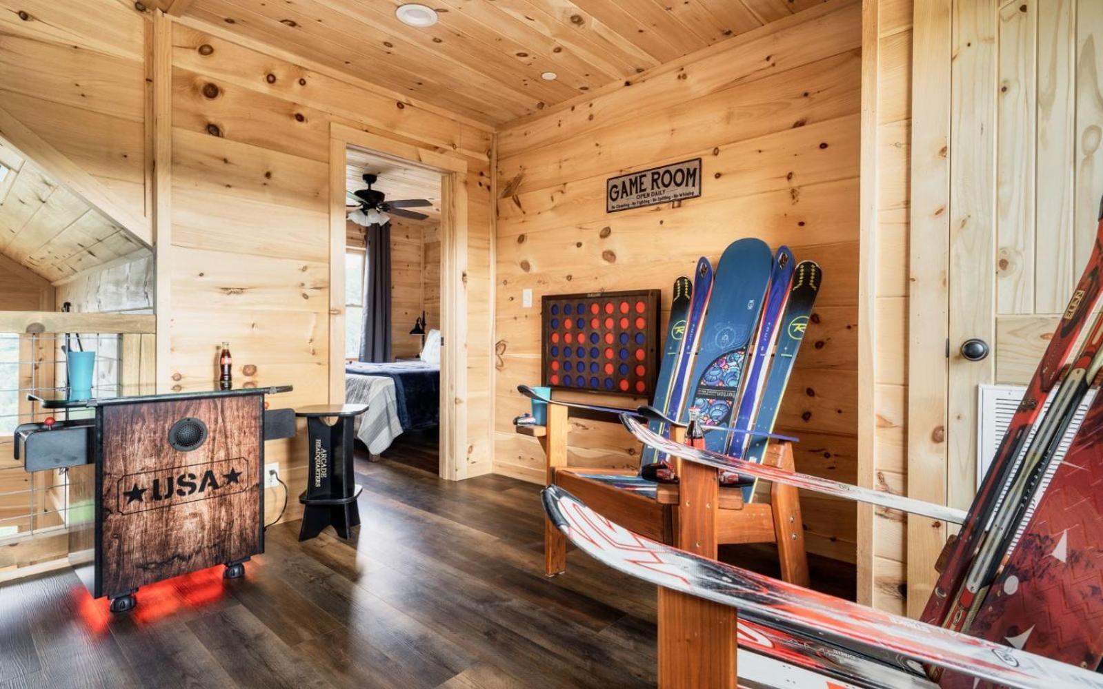 Red Hawk Retreat Villa *